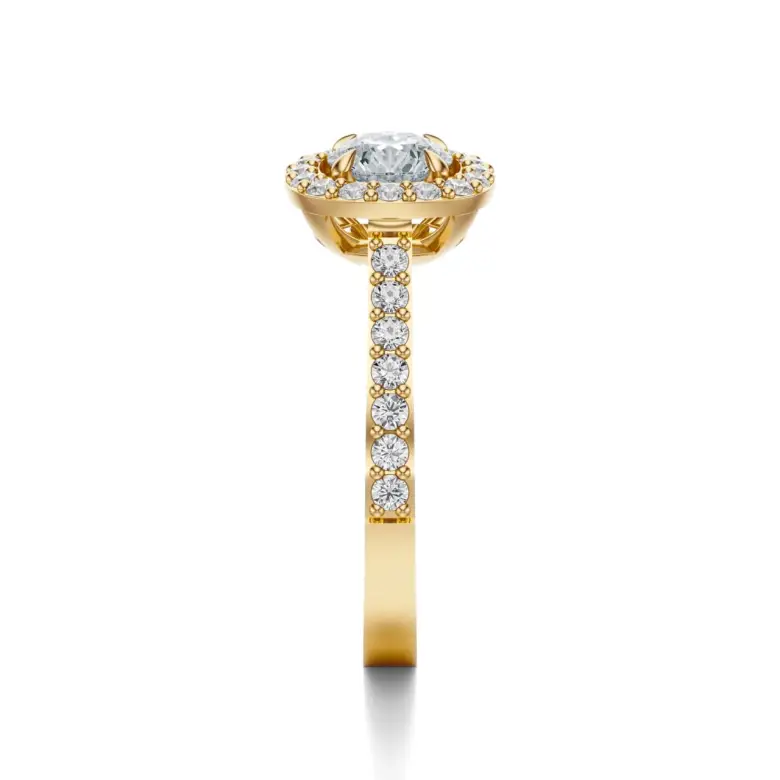 Pierścionek zaręczynowy z diamentem